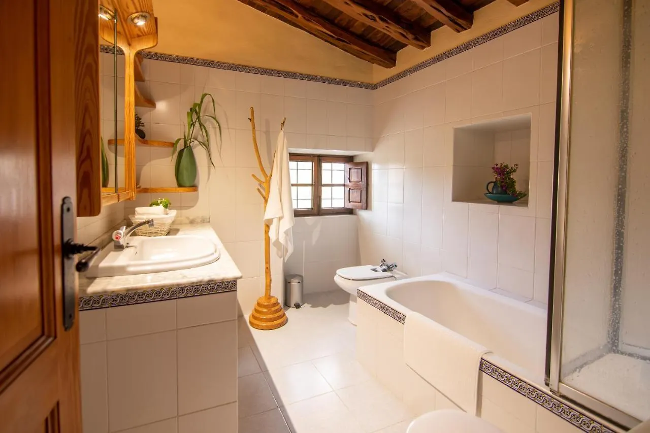 Casa Rural Can Rotes Con Jardin Y Barbacoa Sant Joan de Labritja